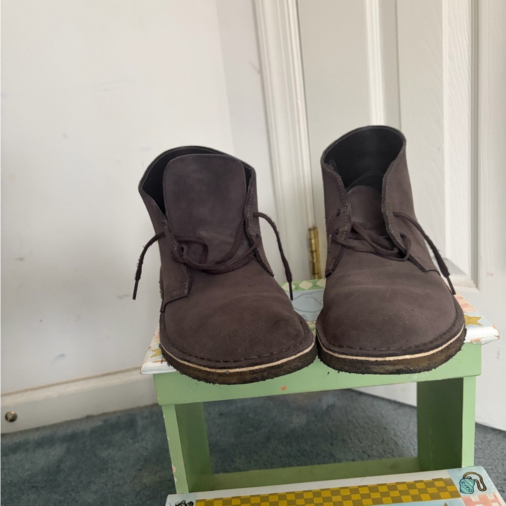 Clarks Men's Dark Brown Chukka Boots